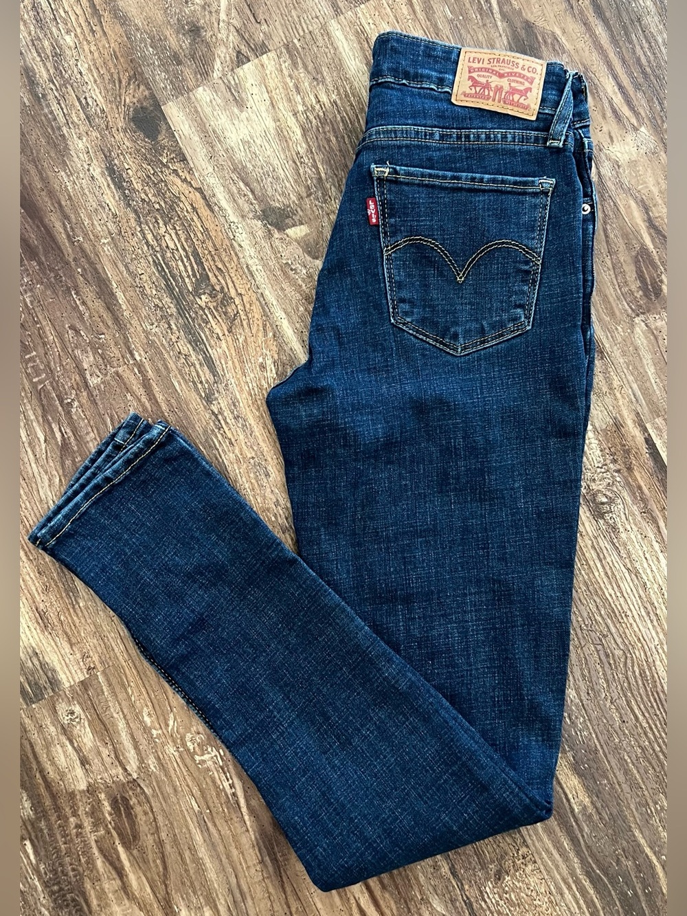 Levi's Women's Dark Indigo Skinny Jeans